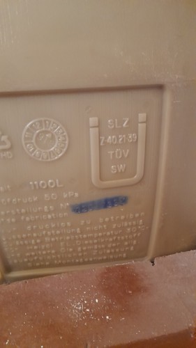 Tanks mit heizöl 1500l - mit, 1500l-